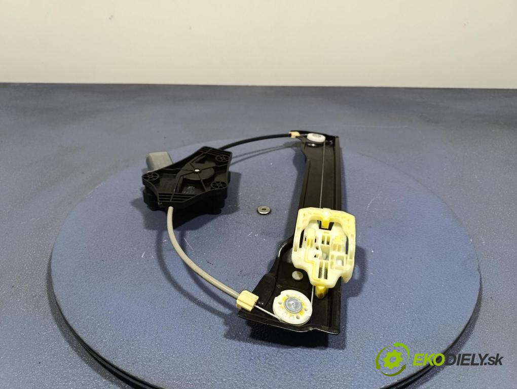 Mg Zs 2024 mechanismus stahování Sklenka: Zad: Levý: 11409339