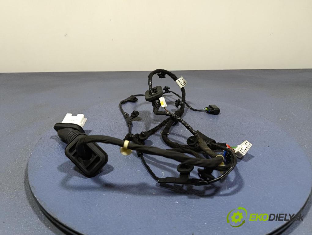 Mg Zs 2024 instalace Elektrický: 11804961