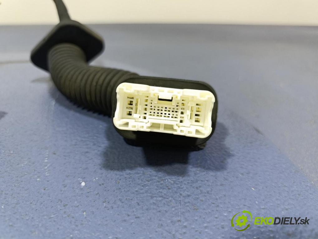 Mg Zs 2024 instalace Elektrický: 11804961