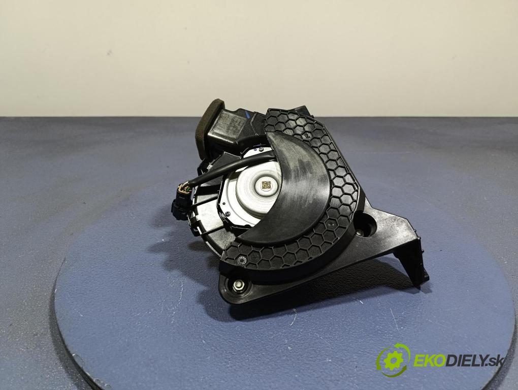 Mg Zs 2024 ventilátor Vzduch: 11798579