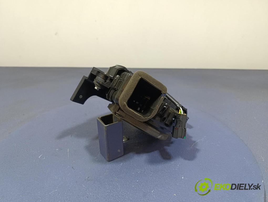 Mg Zs 2024 ventilátor Vzduch: 11798579