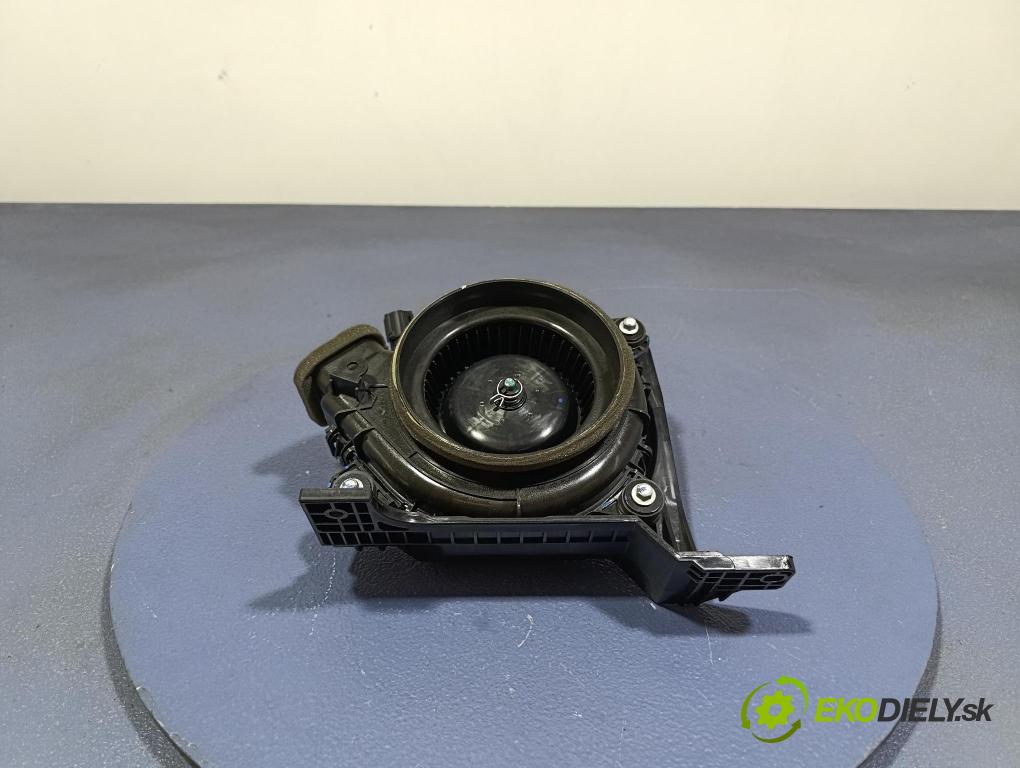 Mg Zs 2024 ventilátor Vzduch: 11798579