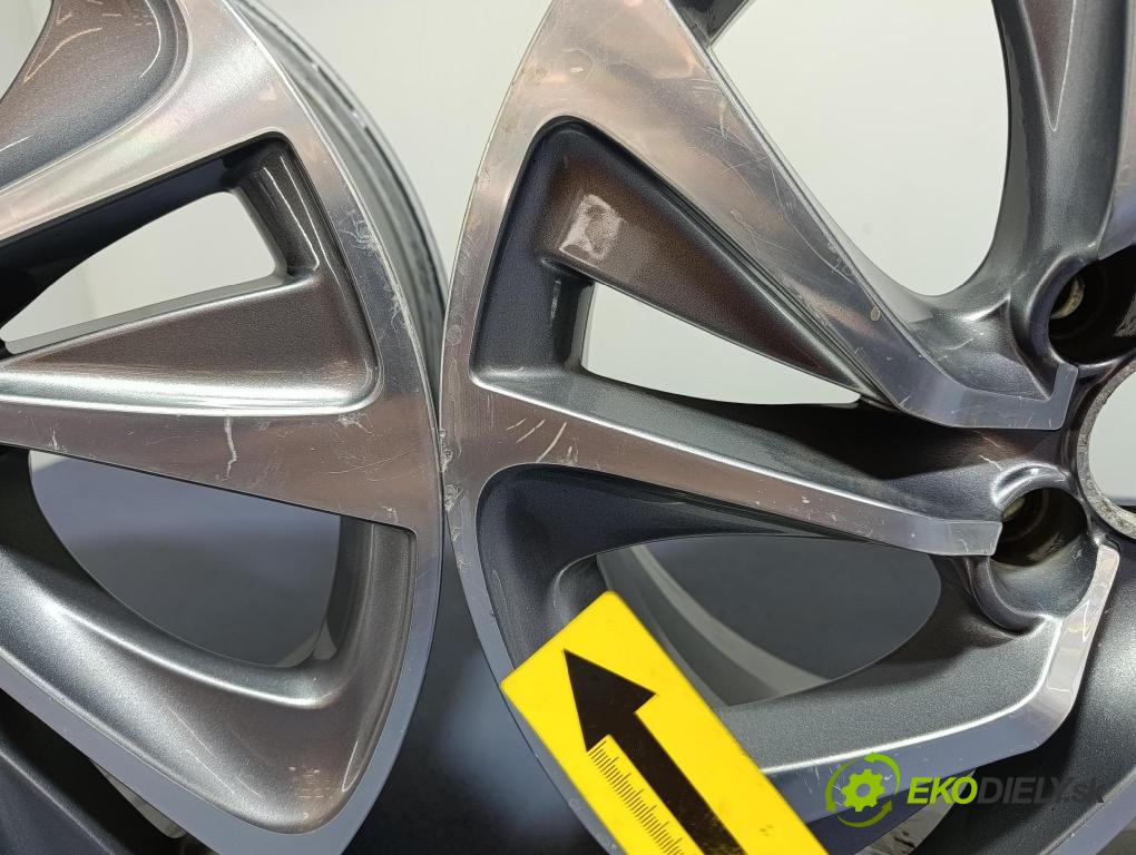Citroen Ds4 2014 Ráfky Hlinikové: 9688832277