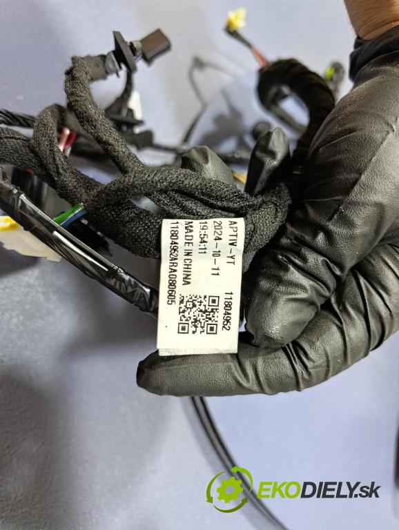 Mg Zs 2024 instalace Elektrický: 11804952