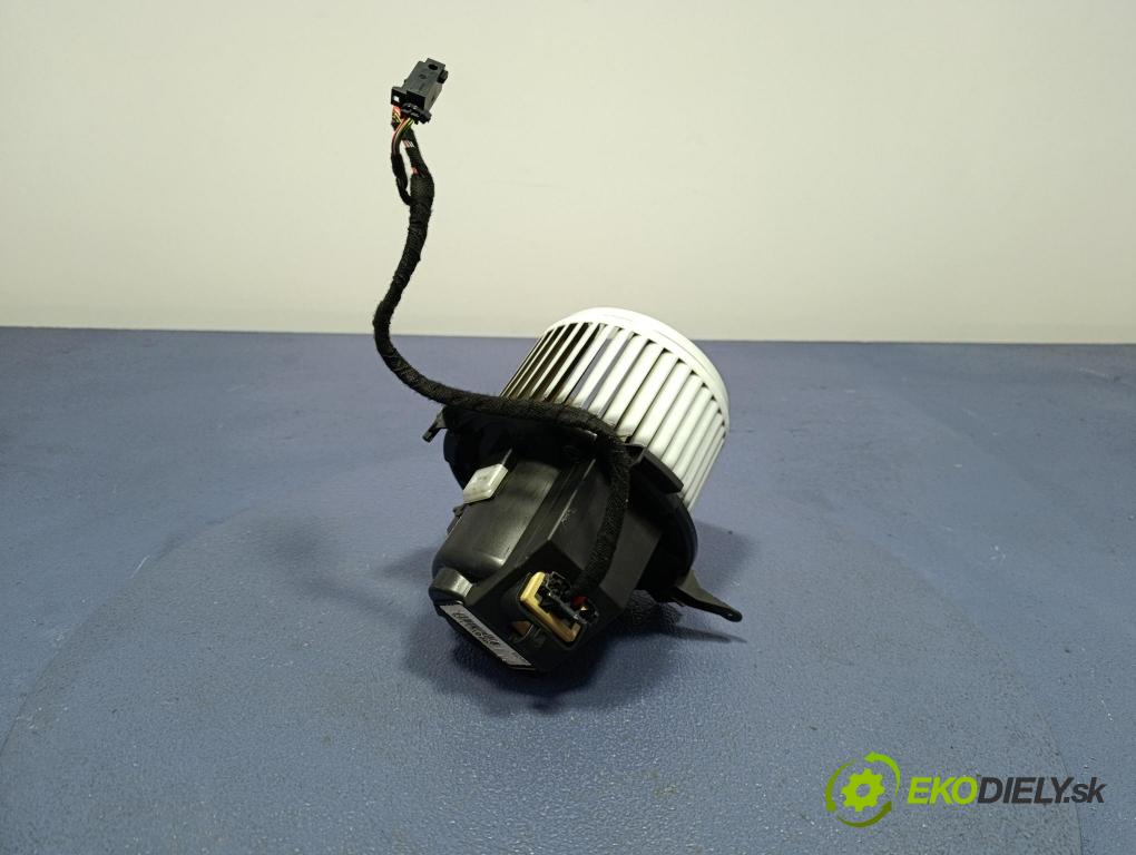 Citroen C4 picasso 2013 ventilátor Vzduch: 5P133100
