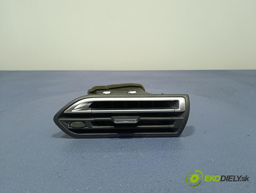 Citroen C4 picasso 2013 Mřížky Proud vzduchu Vzduch: 967797657A