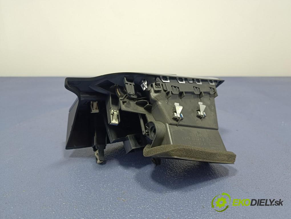 Citroen C4 picasso 2013 Mřížky Proud vzduchu Vzduch: 967797647A