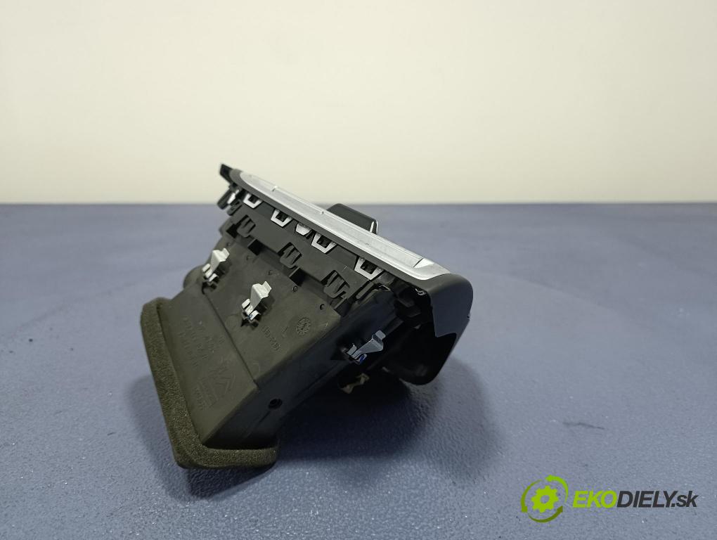 Citroen C4 picasso 2013 Mřížky Proud vzduchu Vzduch: 967797647A