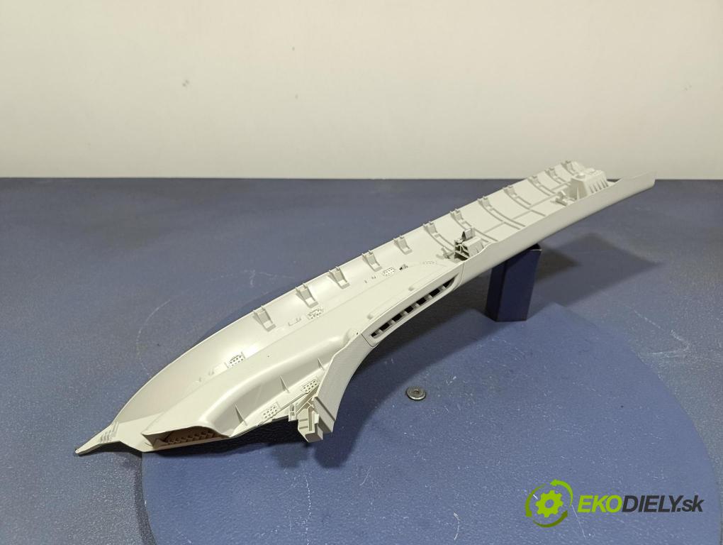Mg Zs 2024 kryt Plast: Interiéry: 11413165