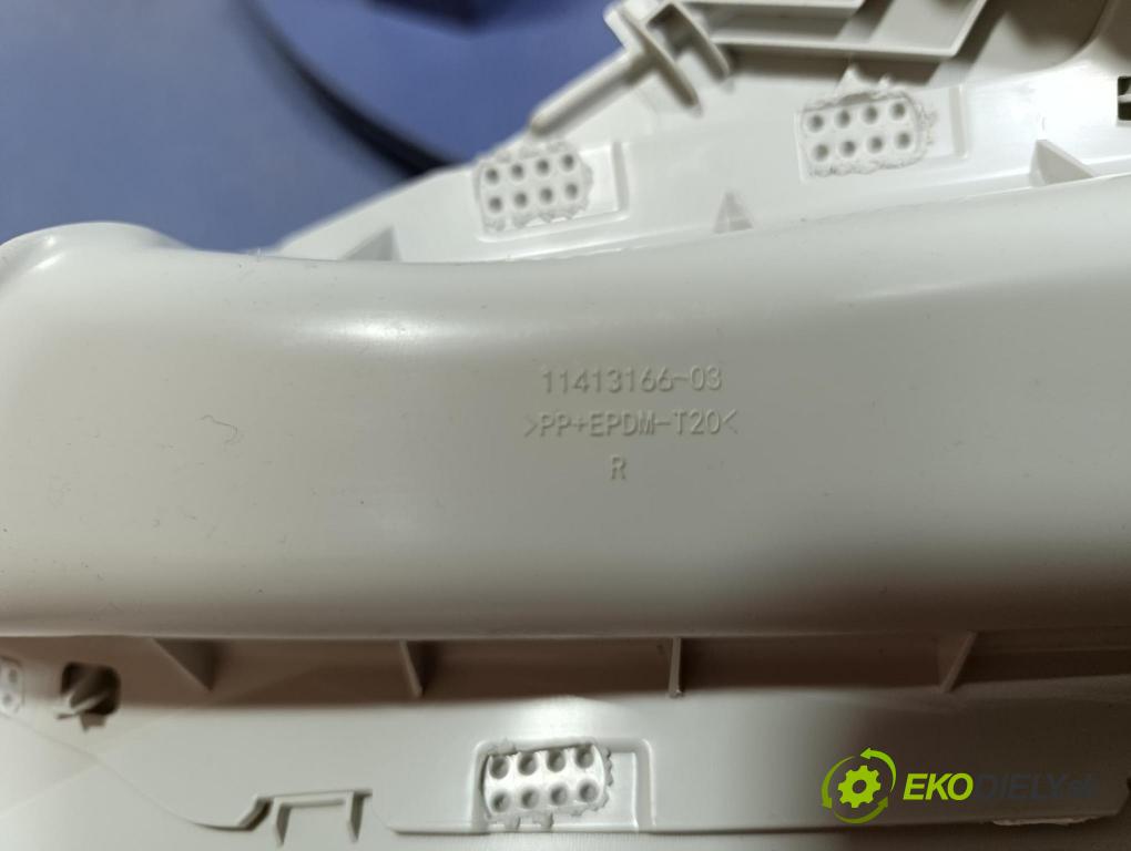 Mg Zs 2024 kryt Plast: Interiéry: 11413166