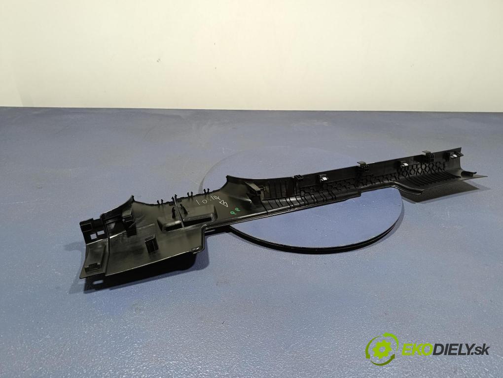 Mg Zs 2024 kryt Plast: Interiéry: 11413181