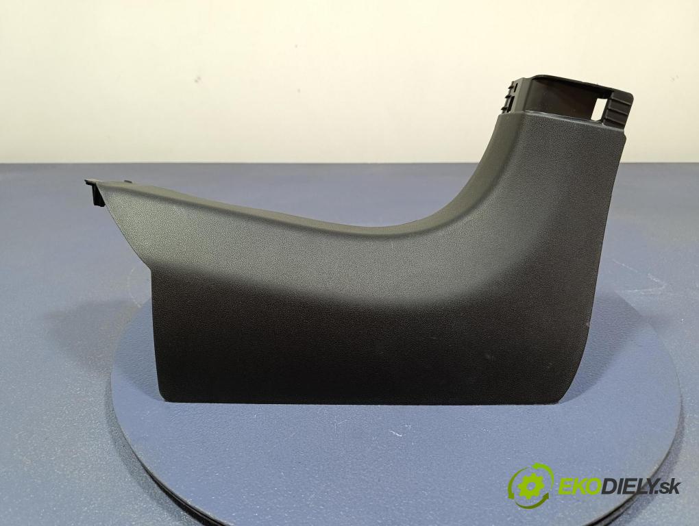 Mg Zs 2024 kryt Plast: Interiéry: 11413171