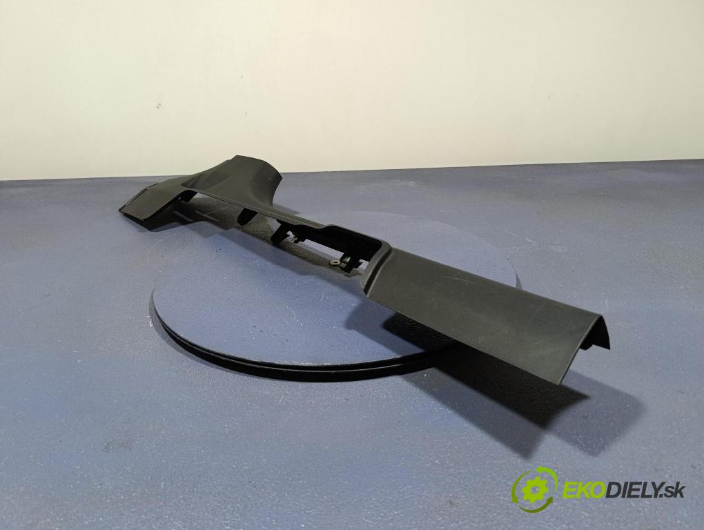 Mg Zs 2024 kryt Plast: Interiéry: 11413180