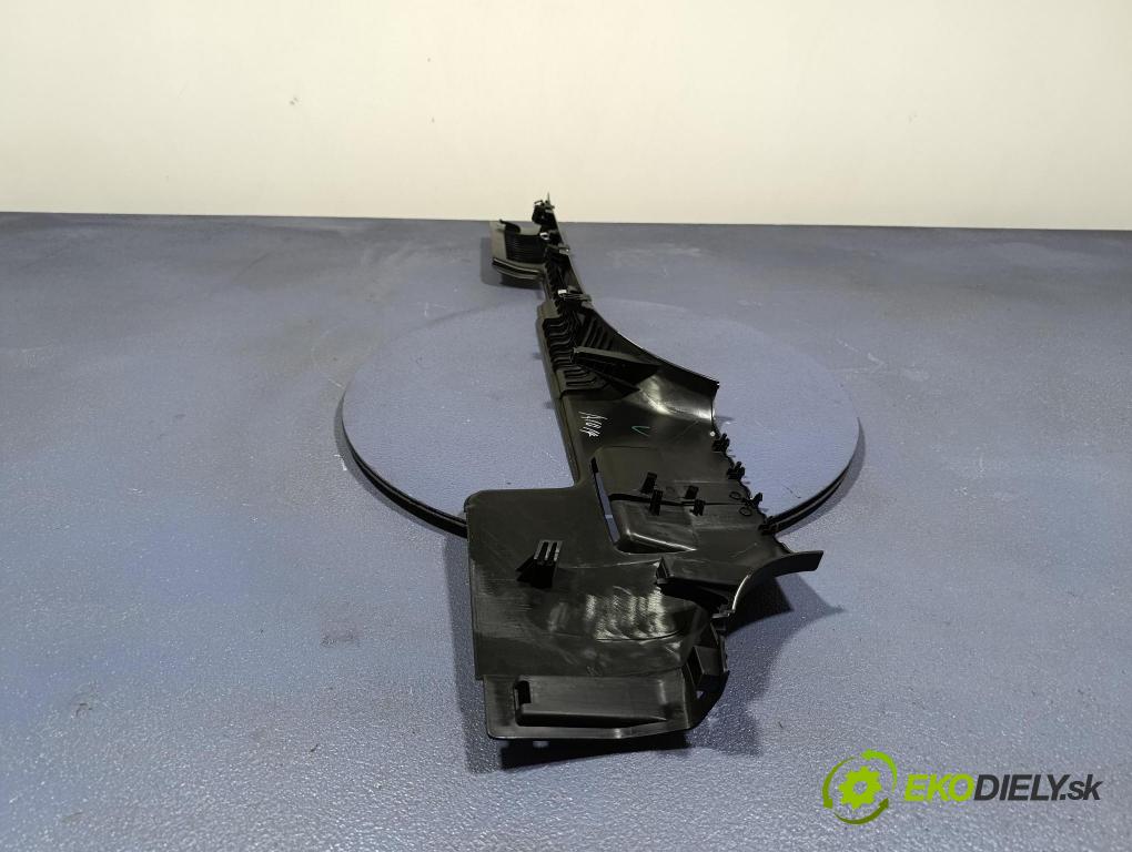 Mg Zs 2024 kryt Plast: Interiéry: 11413180