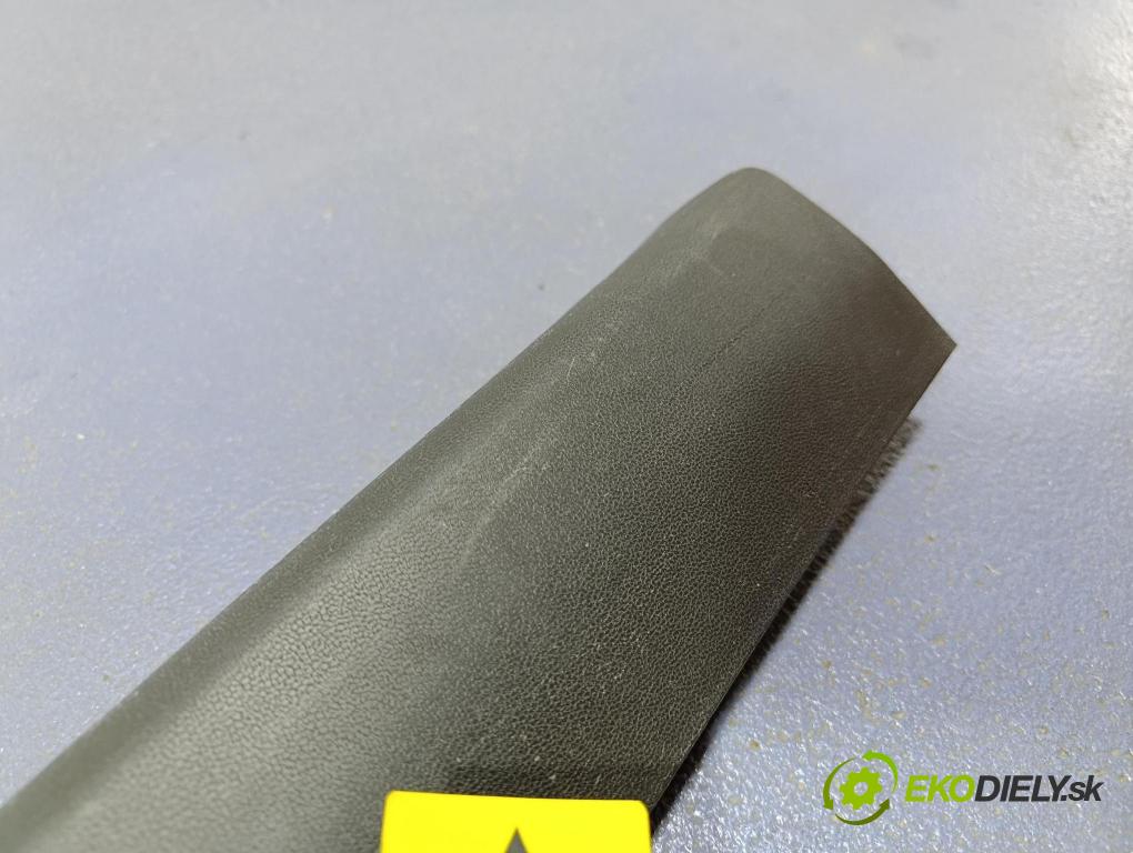 Mg Zs 2024 kryt Plast: Interiéry: 11413180