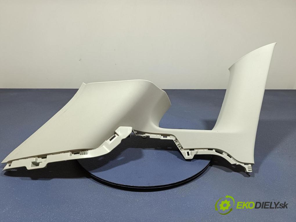 Mg Zs 2024 kryt Plast: Interiéry: 11943517