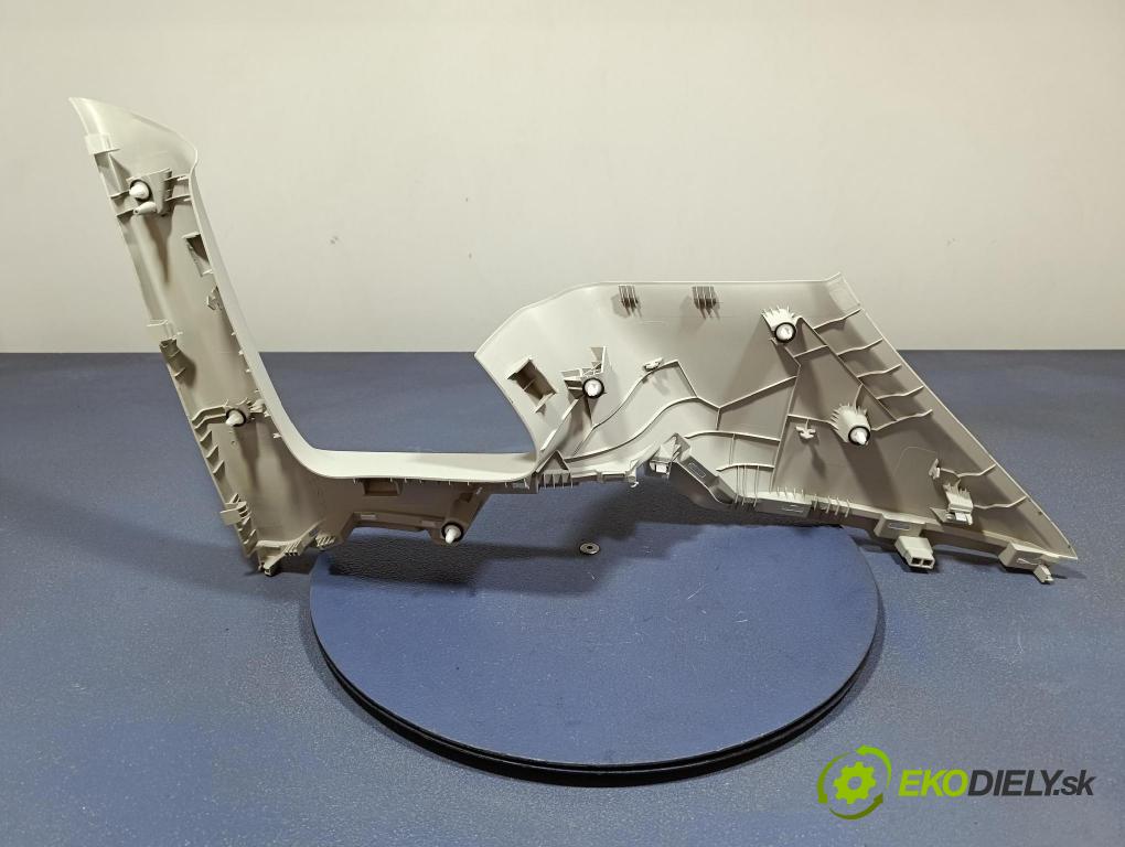 Mg Zs 2024 kryt Plast: Interiéry: 11943517