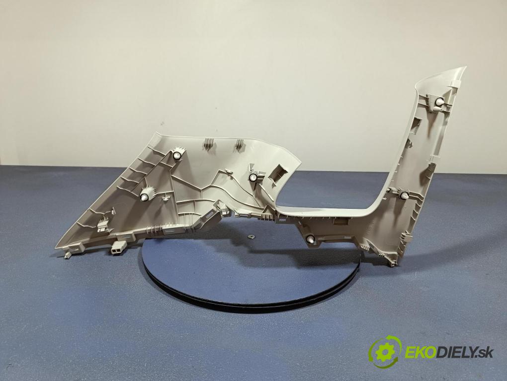 Mg Zs 2024 kryt Plast: Interiéry: 11943518