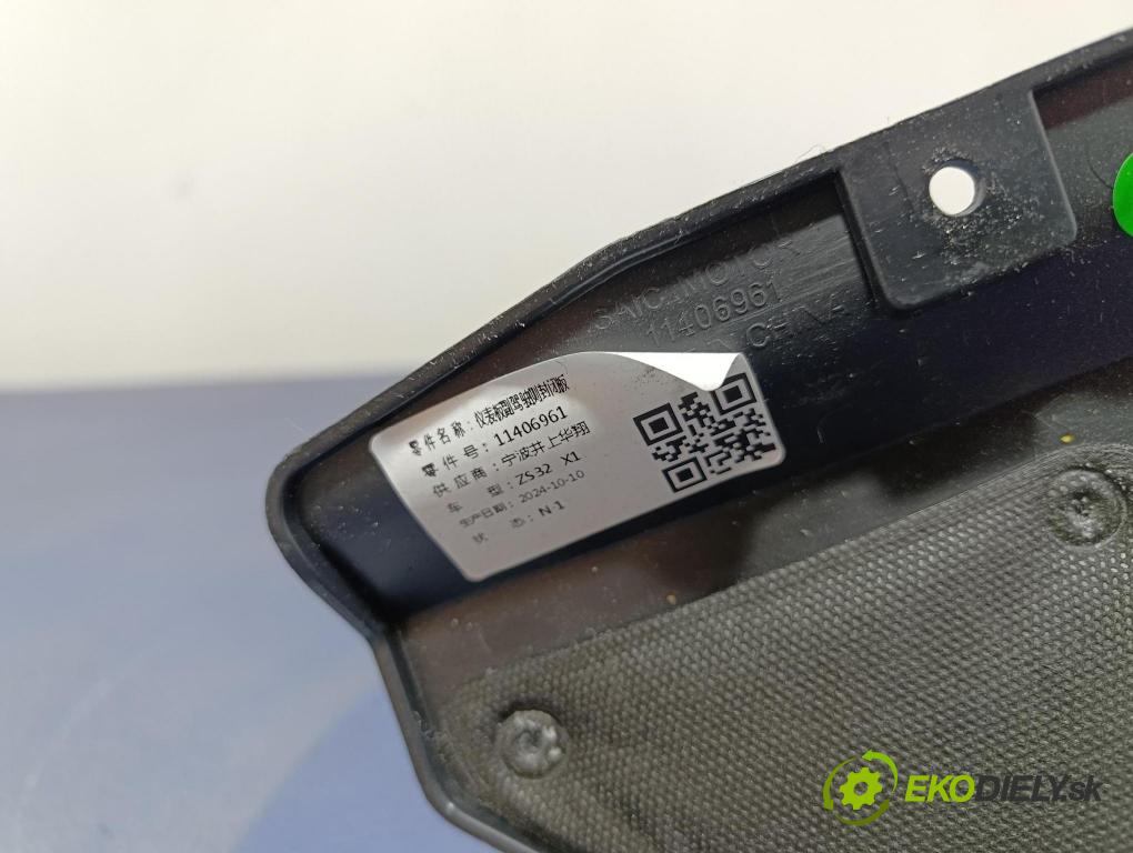 Mg Zs 2024 kryt Plast: Interiéry: 11406961