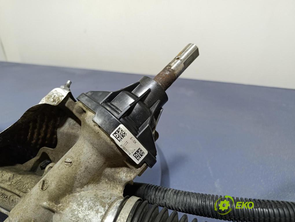 Citroen C4 picasso 2013 Ozubené kolo: volant 6820000262