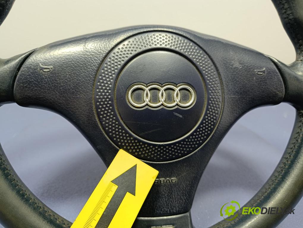 Audi A4 2000 volant 4B0419091E