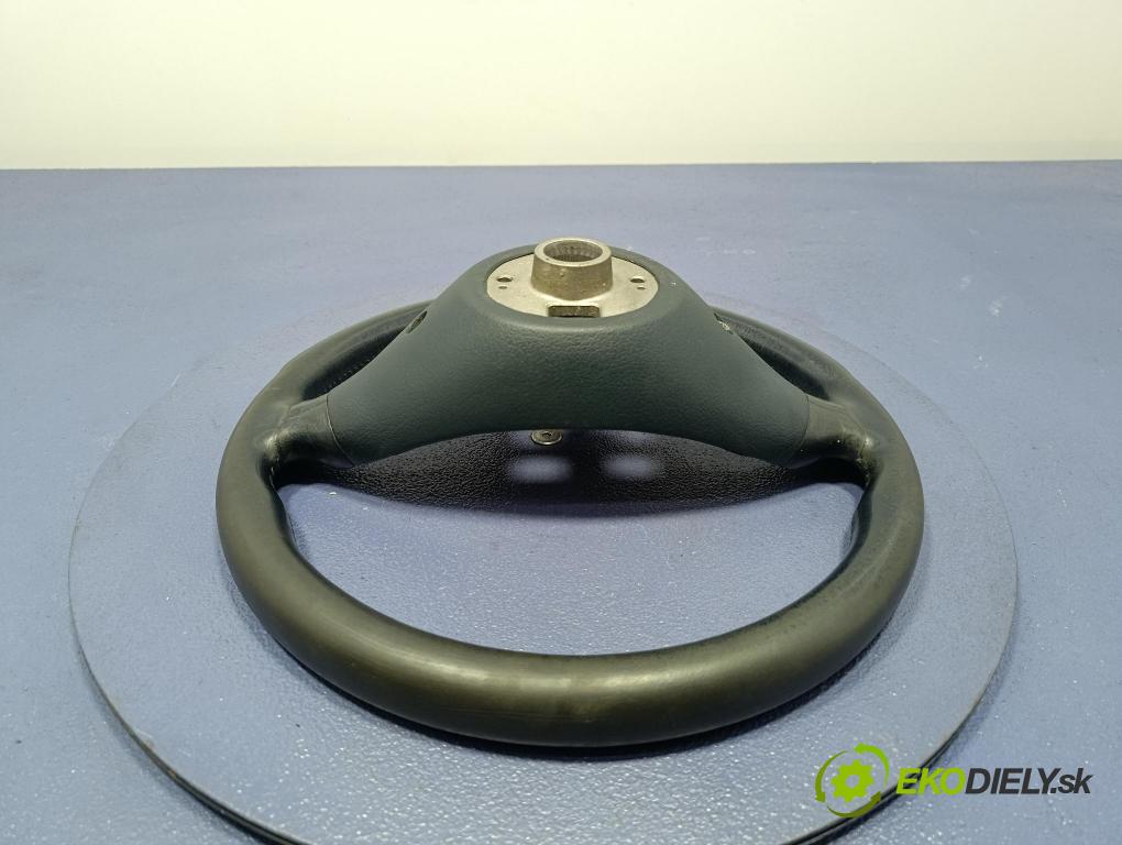 Audi A4 2000 volant 4B0419091E