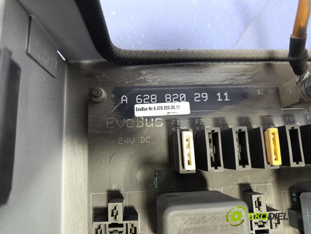 Mercedes Citaro 2010 skrinka Poistky: A6288202911