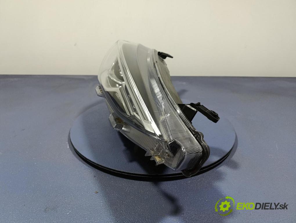 Mg Zs 2024 Reflektor: v pravo: 11500018