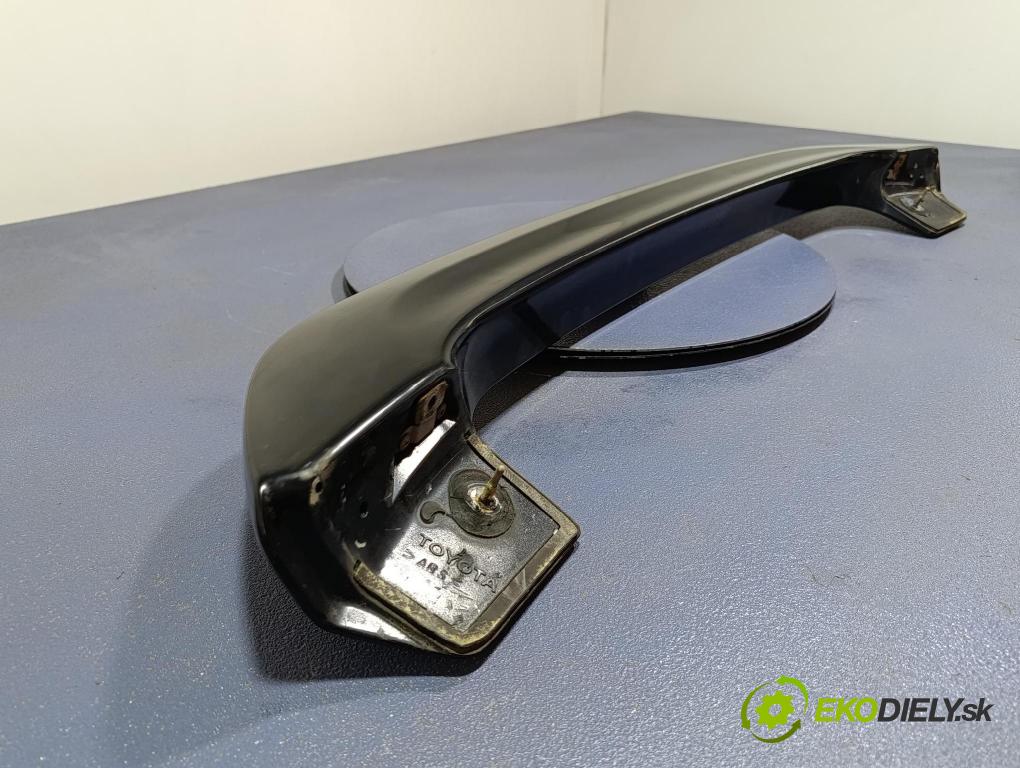 Toyota Rav4 2003 Spoiler: