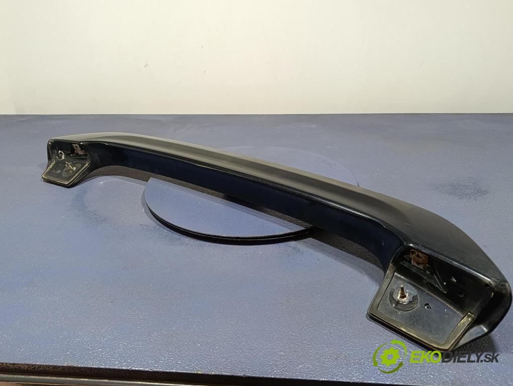 Toyota Rav4 2003 Spoiler: