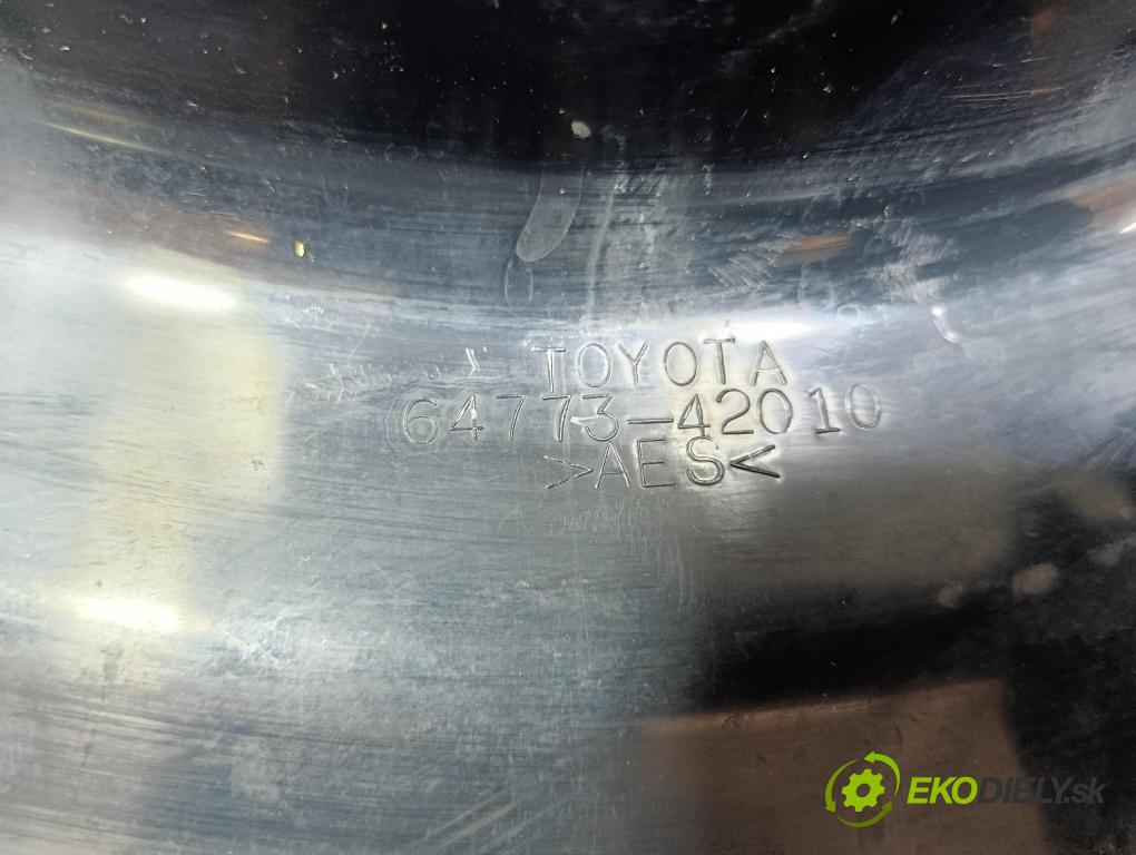 Toyota Rav4 2003 Kôš kola: Rezervný: 64771-42060