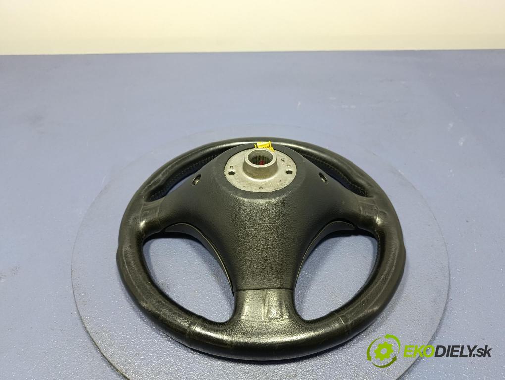 Audi A4 1997 volant 4B0419091E