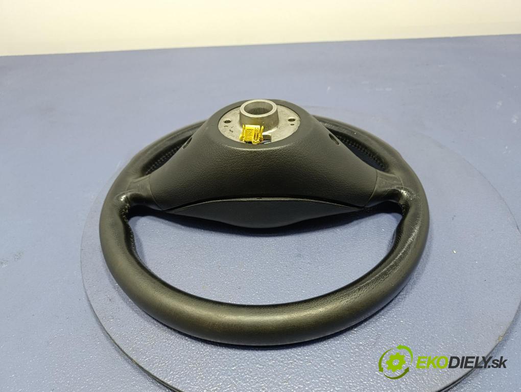Audi A4 1997 volant 4B0419091E