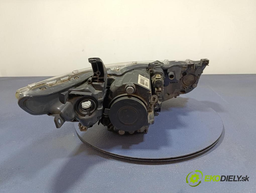 Toyota Auris 0 Reflektor: Vľavo: 81150-02K30