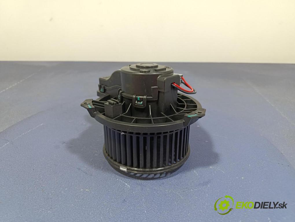 Mg Zs 2024 ventilátor Vzduch: 11792641