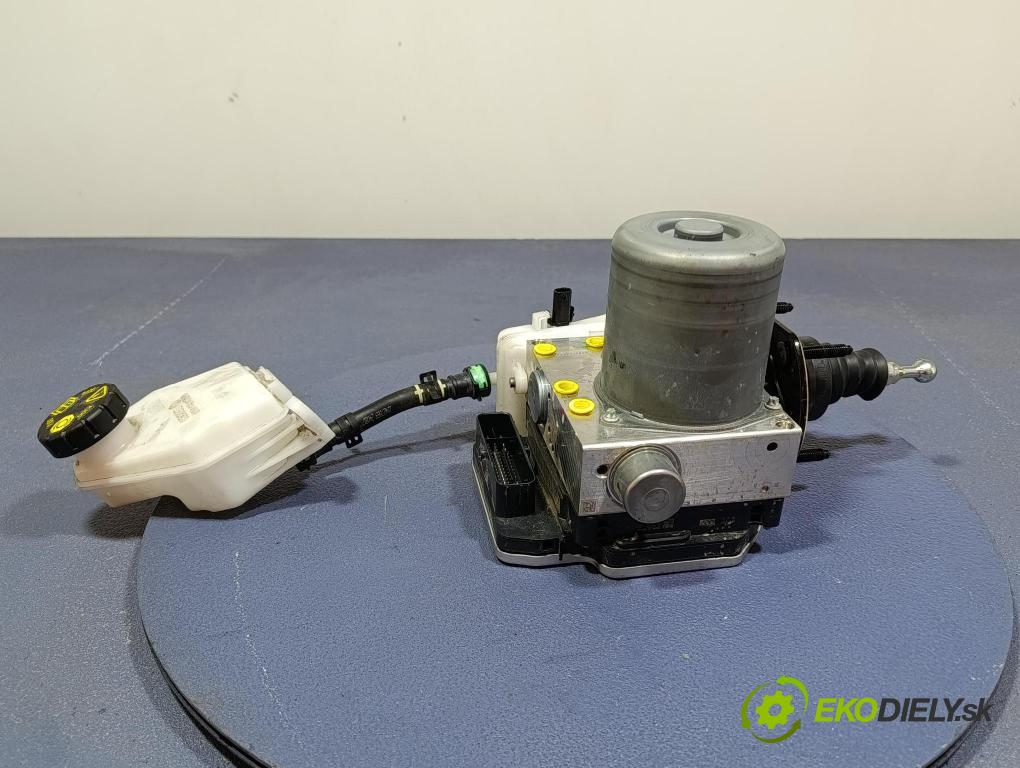 Mg Zs 2024 servo Brzdní: 11789558