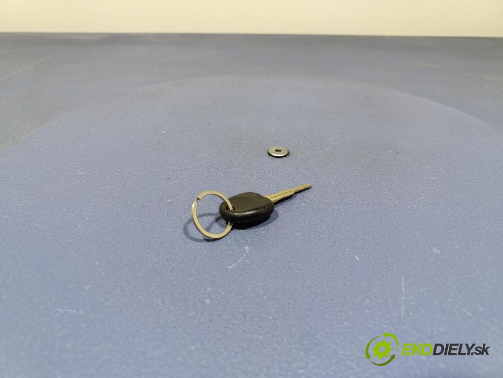 Hyundai Tucson 2006 riadiaca jednotka Motor: 39171-23270