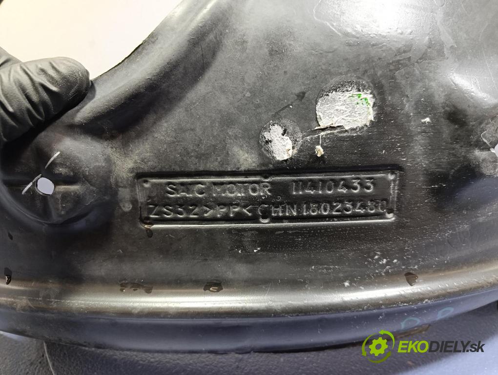 Mg Zs 2024 Blatník: Plastové: Predné 11410433