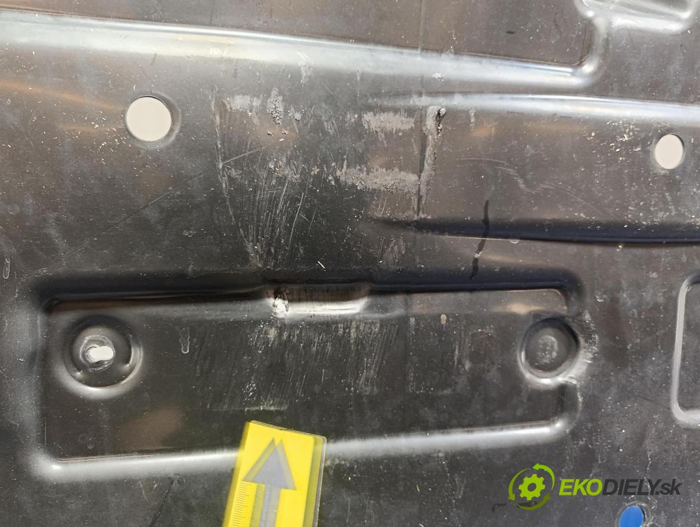 Mg Zs 2024 kryt Plast: podvozek: 11789852