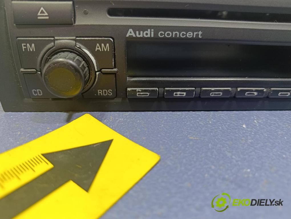 Audi A3 2006 Radio I Navigácia: 8P0035186C