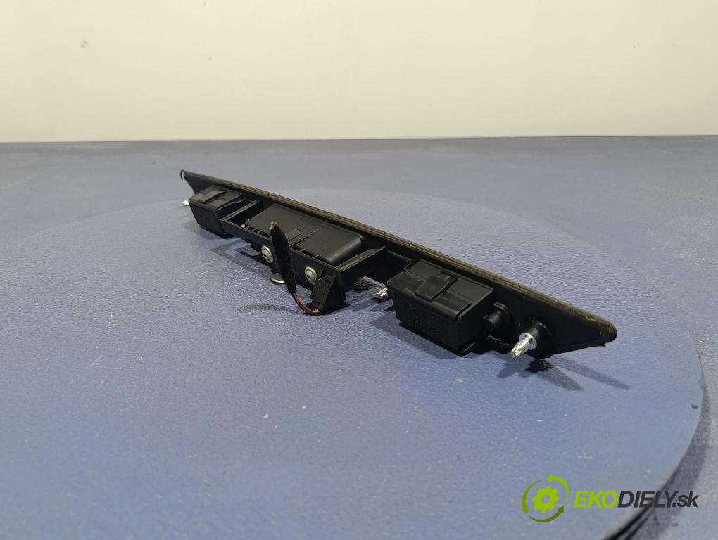 Audi A3 2006 zaslepka: zad 8P4827574