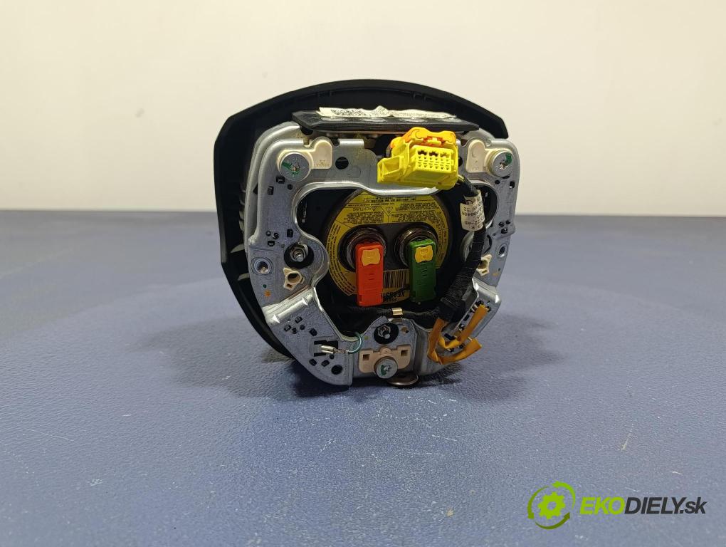 Audi A3 2006 Airbag: Řidiči: x 8P0880201AK