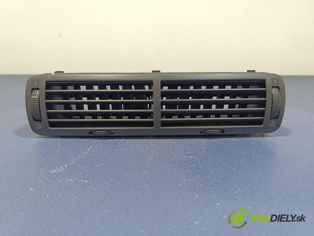 Vw Passat 2005 GRIDS: Prúd vzduchu: Vzduch: 3B0819728D