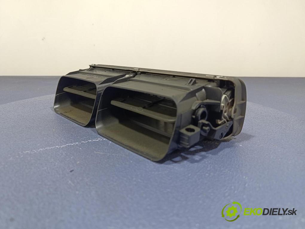 Vw Passat 2005 GRIDS: Prúd vzduchu: Vzduch: 3B0819728D