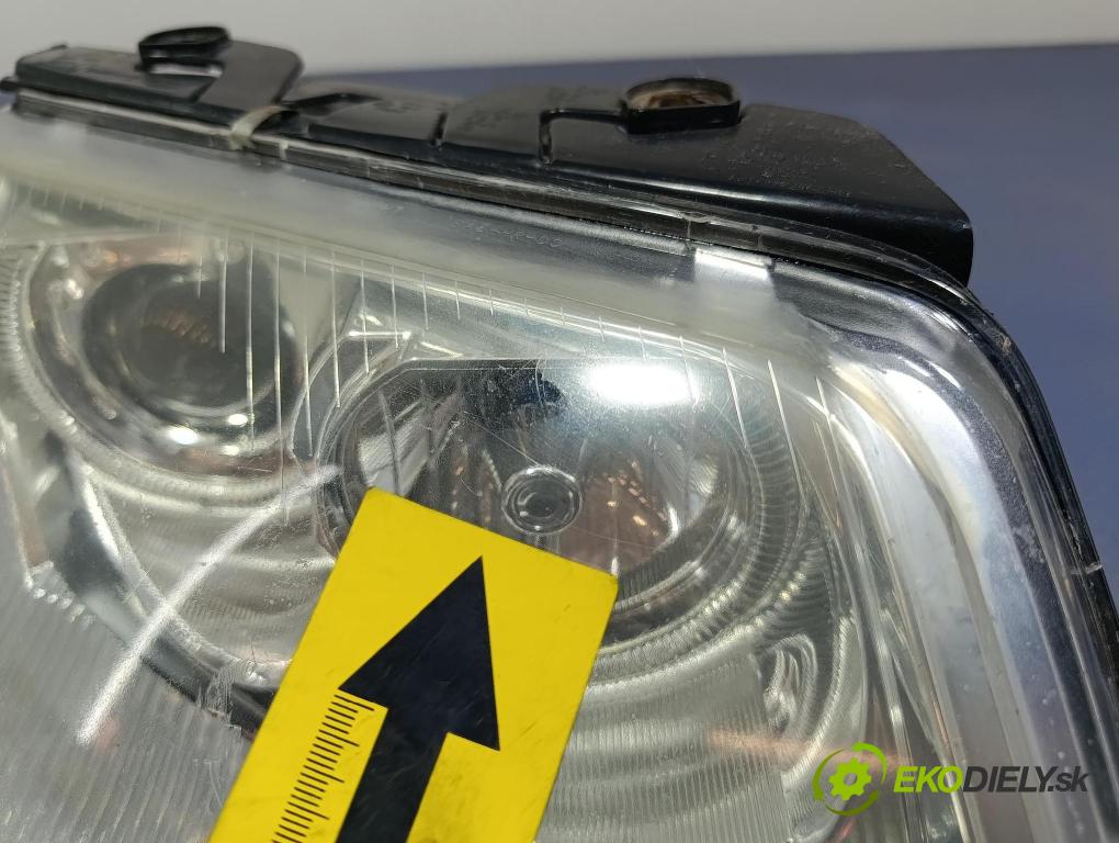 Vw Passat 2005 Reflektor: v pravo: 441-1180R