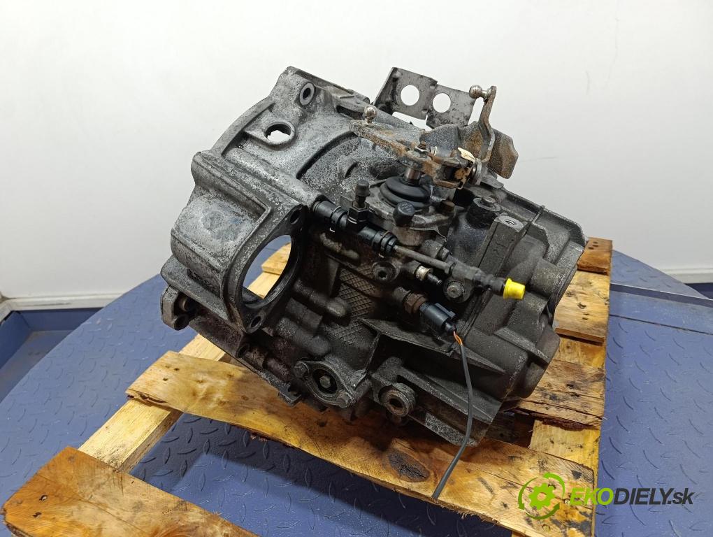 Seat Leon 2001 prevodovka Manualna ERR