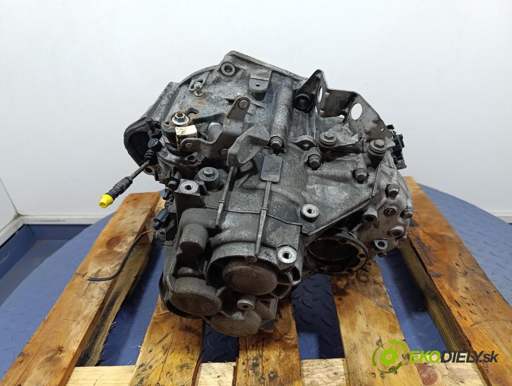 Seat Leon 2001 prevodovka Manualna ERR