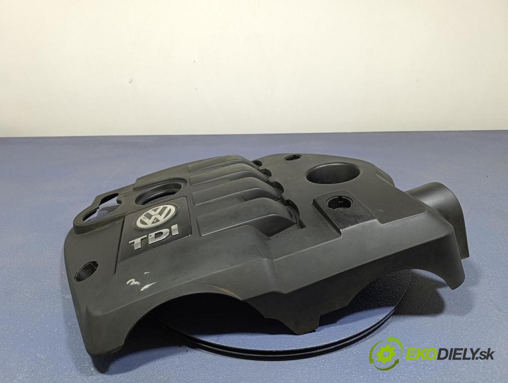 Vw Passat 2005 kryt Motor: 8D0133849A
