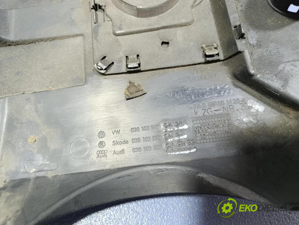 Vw Passat 2005 kryt Motor: 8D0133849A