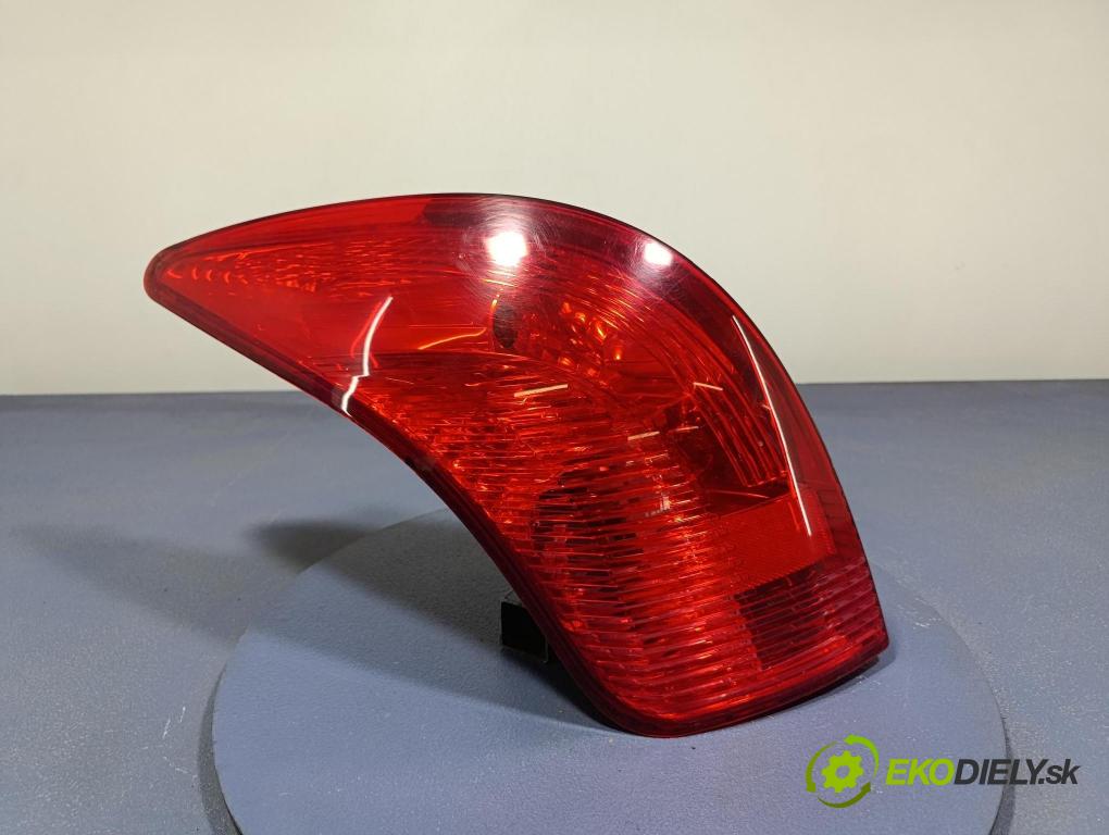 Peugeot 308 2008 svetlo / reflektor zad ľavá Vonkajsia: